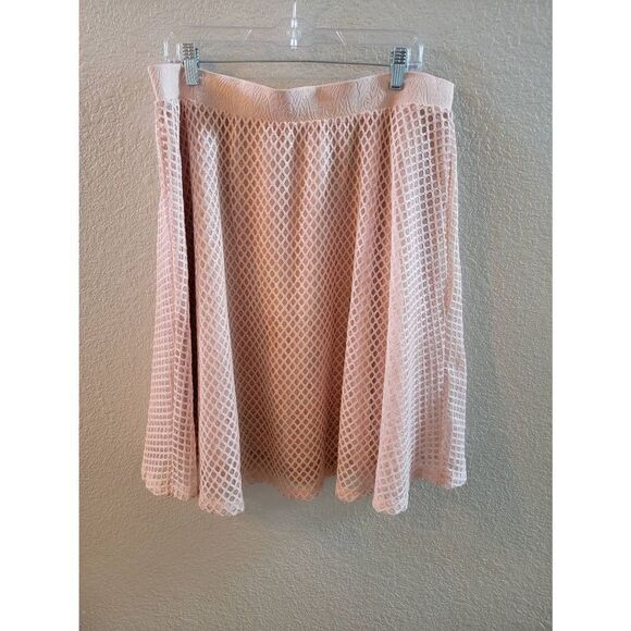 Metro Wear Women's Pink Crochet Lace Overlay Skater Skirt Size Extra Large - Picture 1 of 3